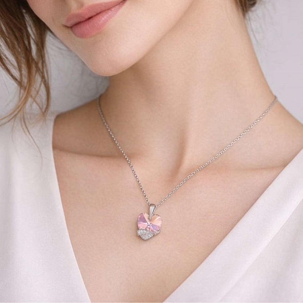 Blush Pink Crystal Heart Pendant Necklace – 92.5 Sterling Silver Romantic Love Charm with Sparkling Accents