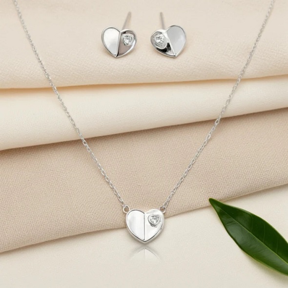 Duality Heart Mother of Pearl Jewelry Set – 92.5 Sterling Silver Heart Pendant & Stud Earrings with Iridescent Inlay and Solitaire Crystal