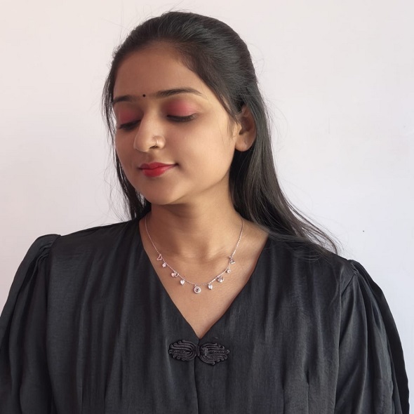 Infinite Love Multi-Heart Station Necklace – 92.5 Sterling Silver Romantic Charm Choker with Shimmering Halo & Crystal Accents