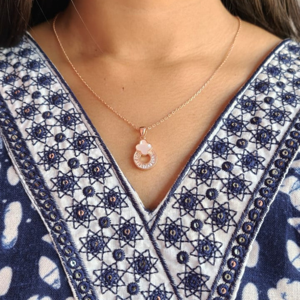 Mother of Pearl Clover & Baguette Halo Pendant – Rose Gold Plated 92.5 Sterling Silver Vintage-Inspired Necklace