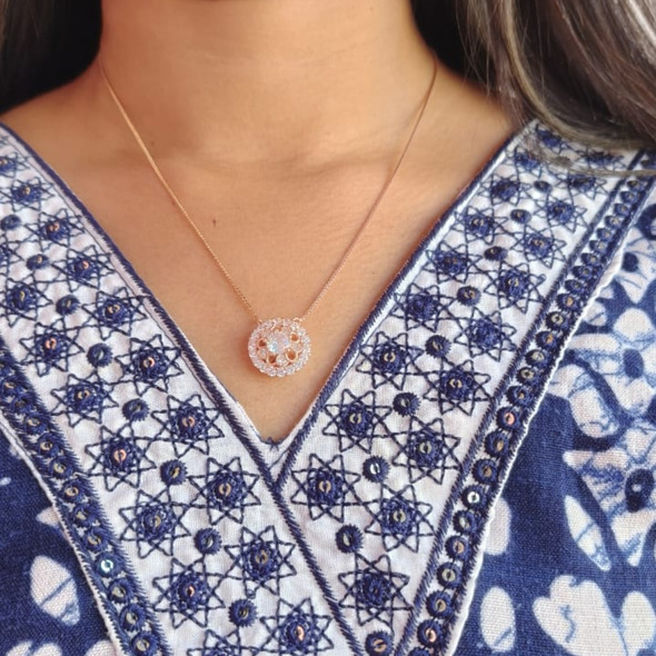Vintage Filigree Floral Medallion Necklace – Rose Gold Plated 92.5 Sterling Silver Halo Pendant with Solitaire Center