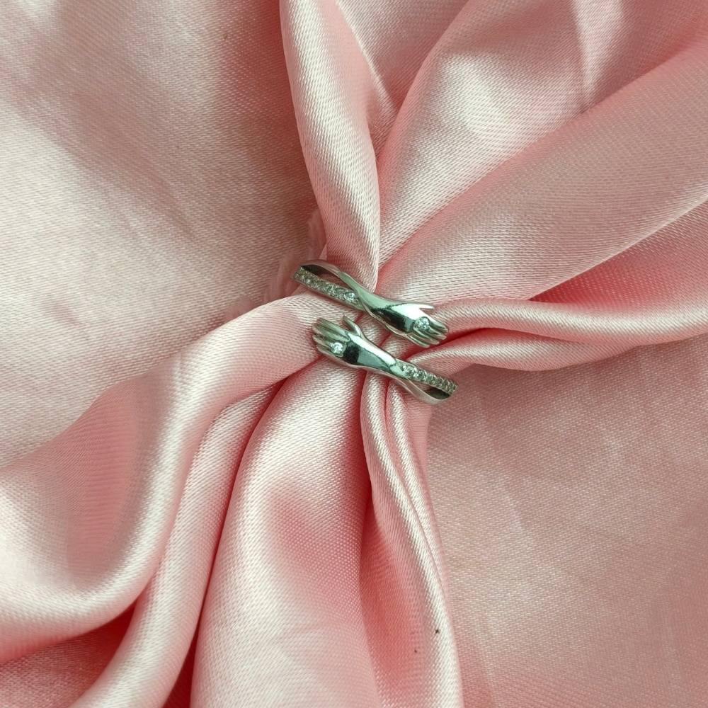 925 Silver Hand Hug Ring