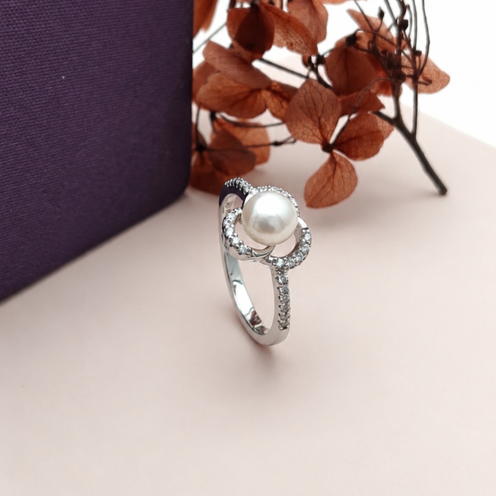Pearl Halo 925 Silver Ring