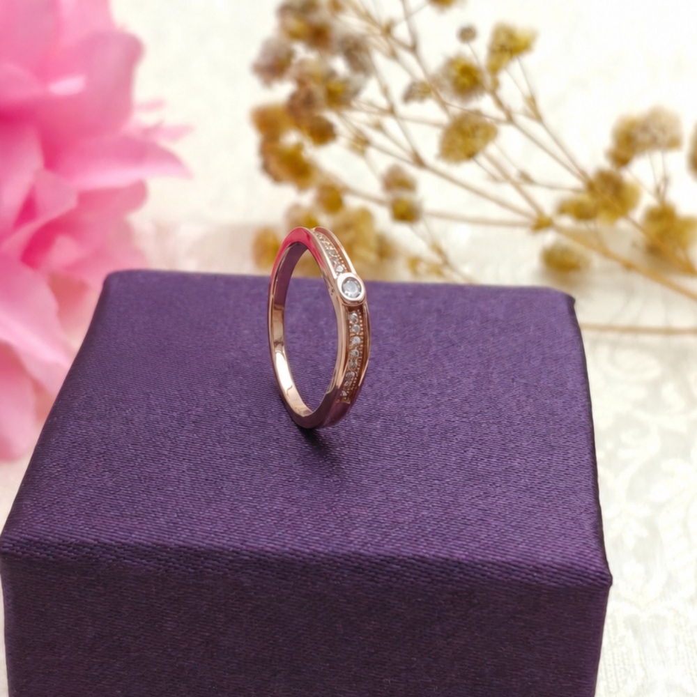 Elegant Rosegold Diamond 925 Silver Ring