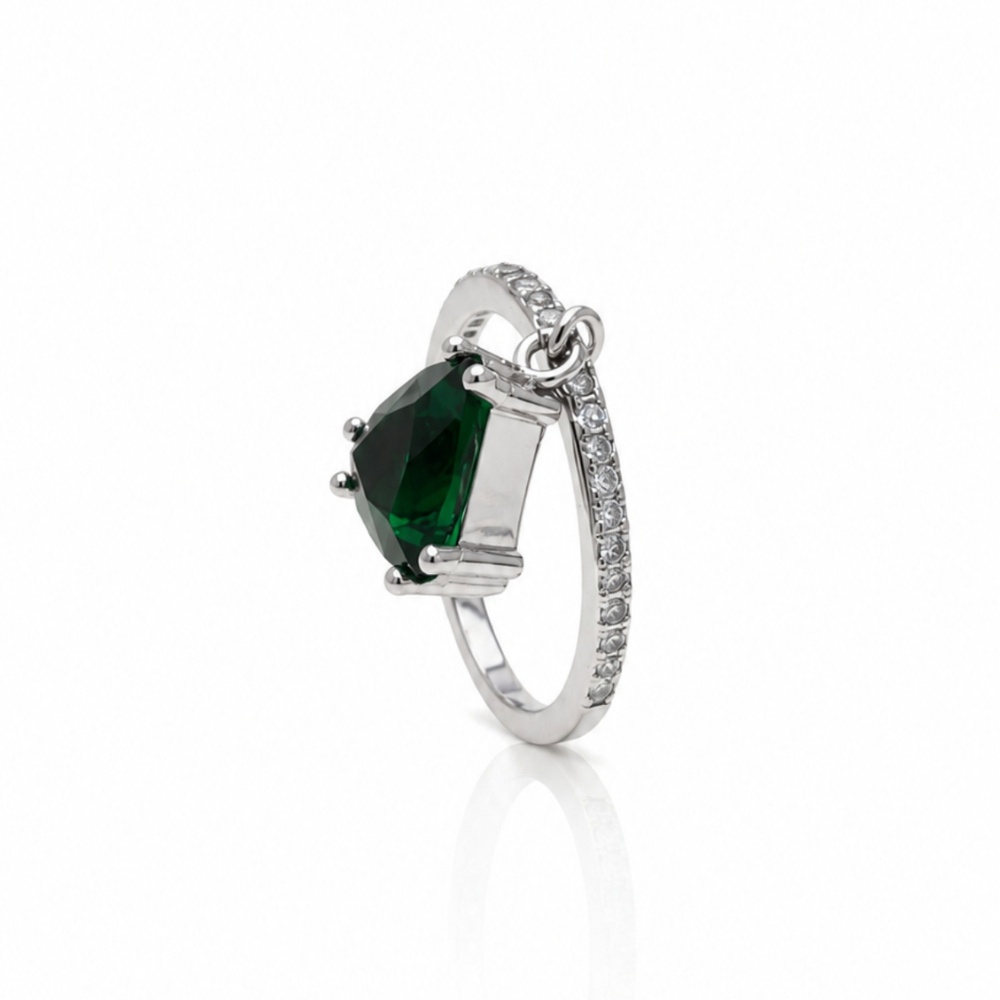 Royal Emerald 925 Silver Ring