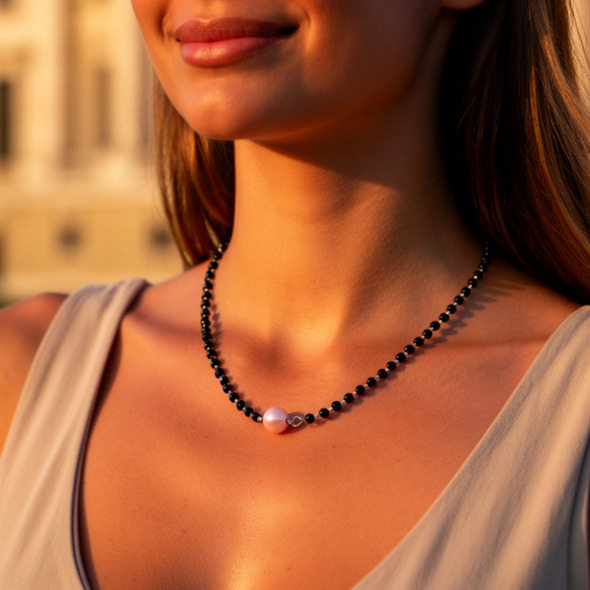 Blush Pearl Mangalsutra – 92.5 Sterling Silver Necklace with Sacred Black Beads and Rose-Hued Center Pearl